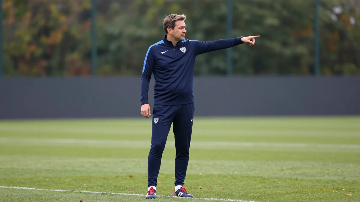 Greg Cunningham starts coaching journey with Galway United